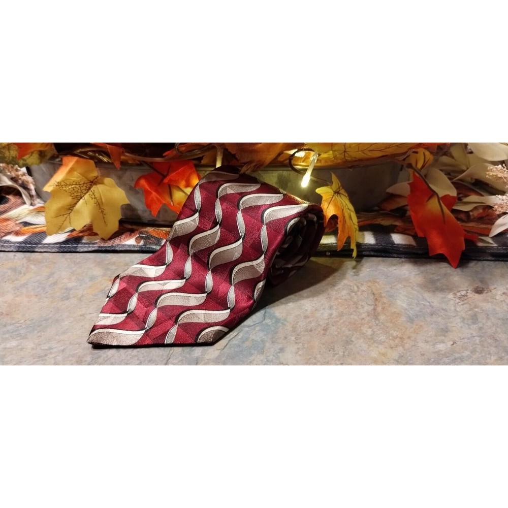 Neck Tie Zylos George Machado Mens 100% imported Silk Red Beige Geometric